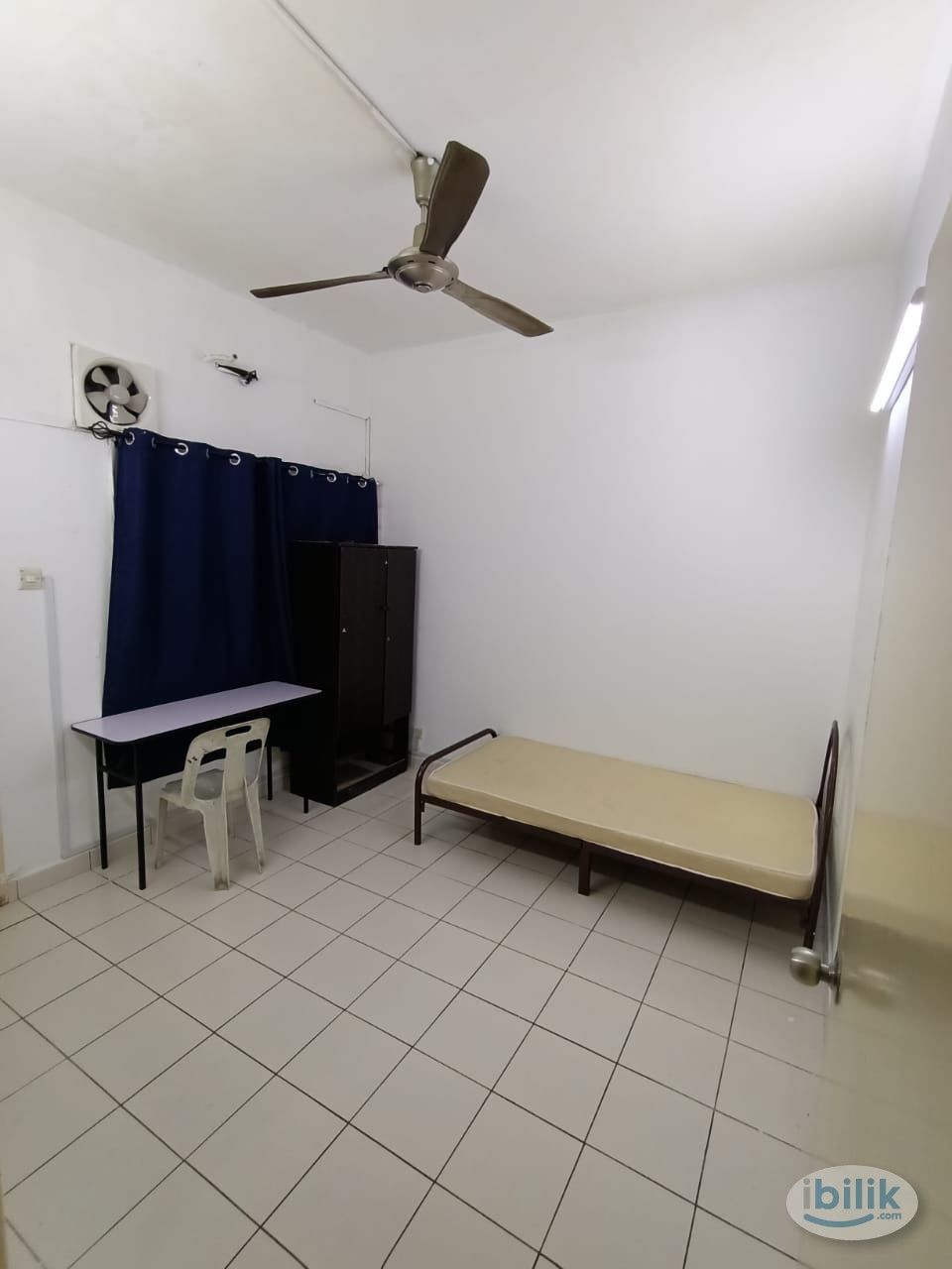 Low Deposit ❗ Middle Room for Rent with WiFi at Bandar Puteri Puchong - Image 1