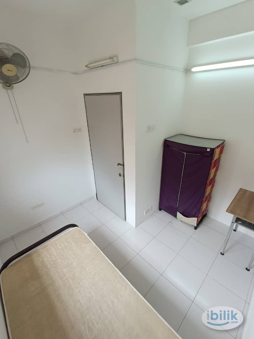 Single Room for Rent at Setia Perdana Shah Alam with Free WiFi 📱 - Image 1