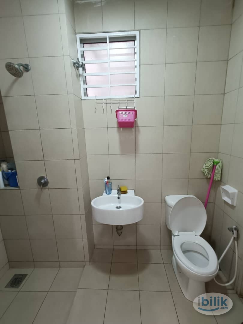 Non-Sharing Middle Room for Rent at SS2 Petaling Jaya 🛌 - Image 2