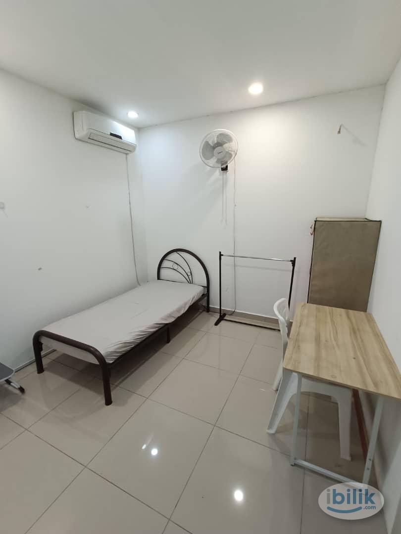 🤩Single Room at SS2, Petaling Jaya🤩🚶‍♂️Walking Distance To LRT Taman Paramount,SS2 Pasar Malam,Sea Park - Image 1