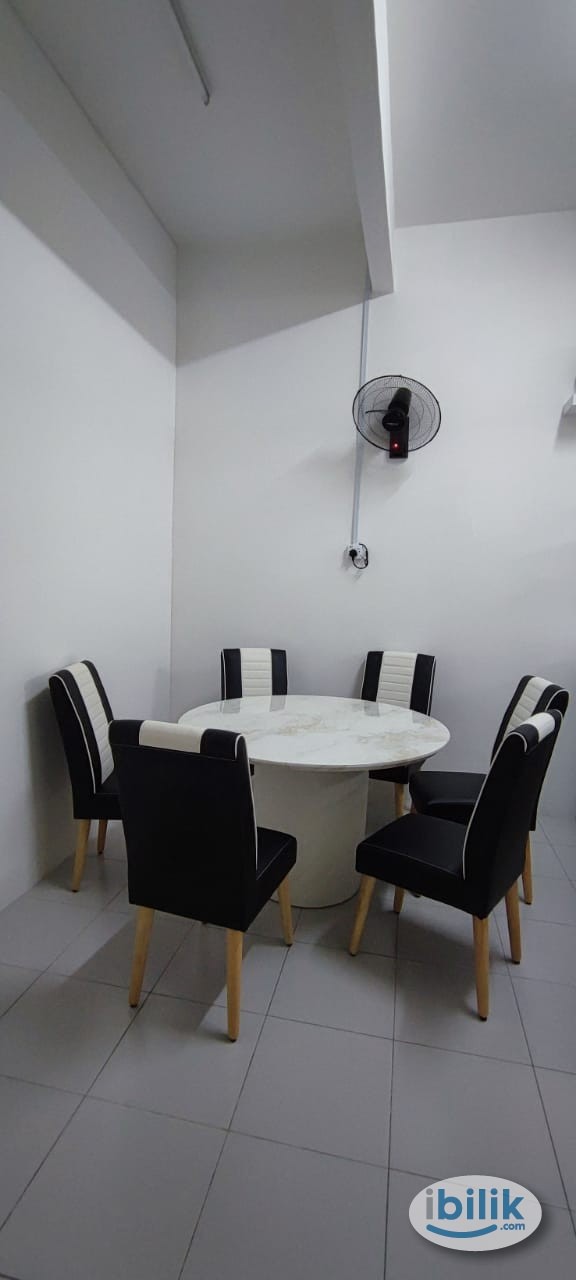 Aircond Middle Room at Kuala Kangsar Road, Ipoh - Image 4