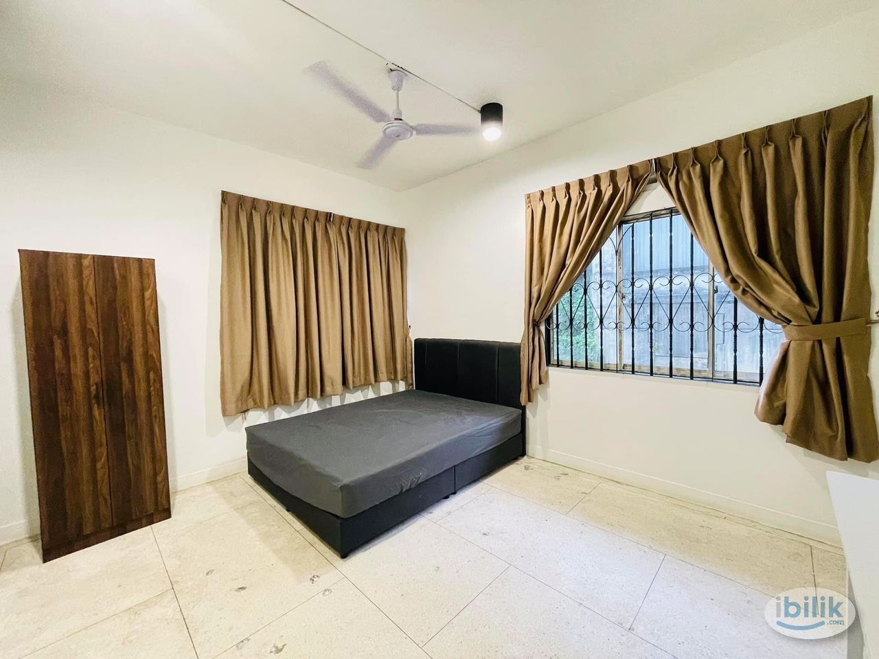 📍CIQ ROOM FOR RENT💰LOW DEPOSIT🔥MIddle Room Walking Distance to CIQ - Image 2