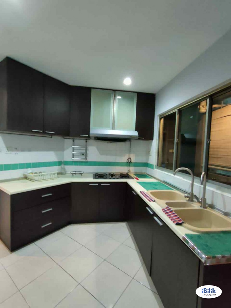 *no partition* female Middle Room at Metropolitan Square, Damansara Perdana - Image 5