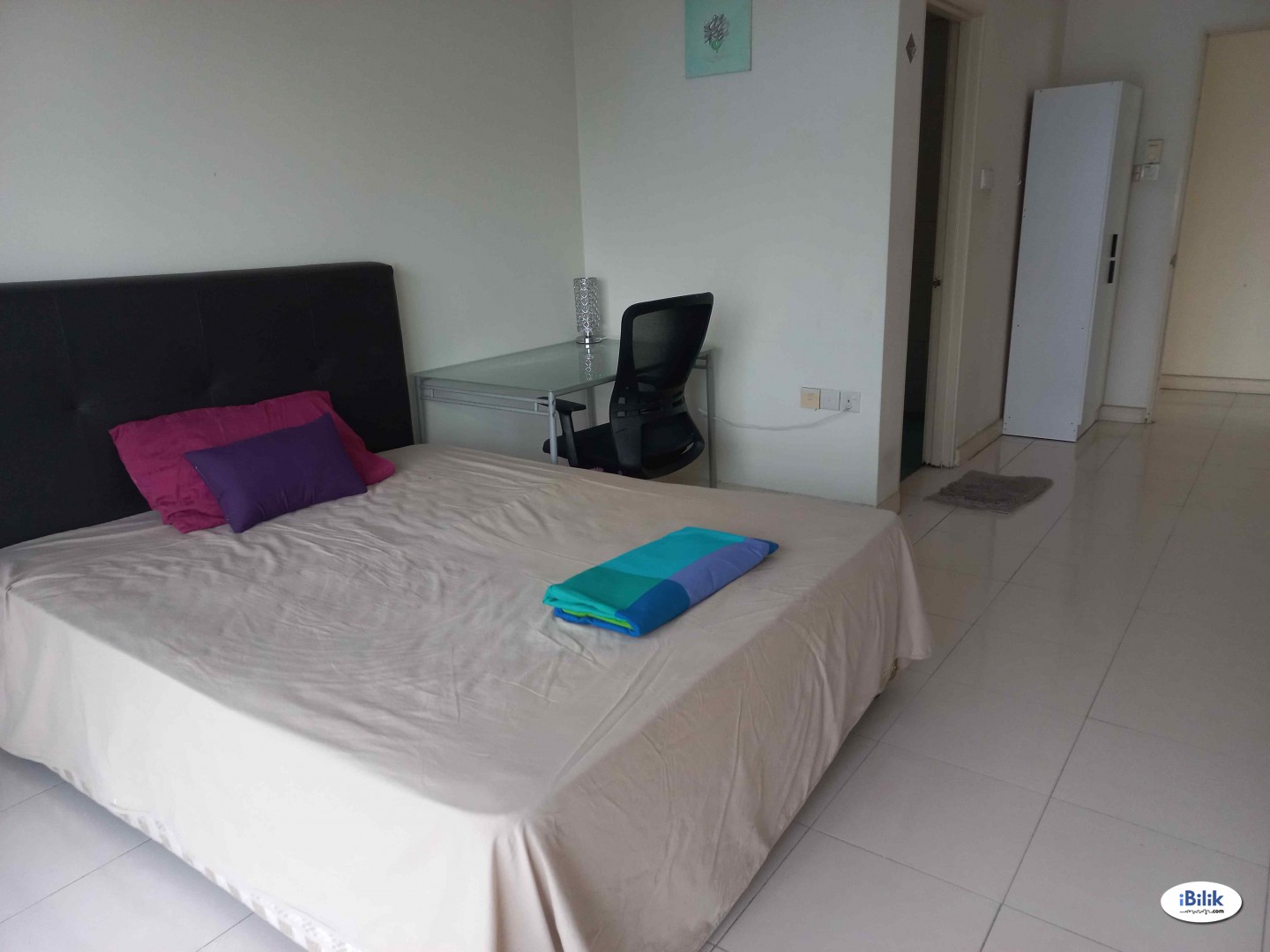 Female Master Room at Metropolitan Square, Damansara Perdana - Image 1