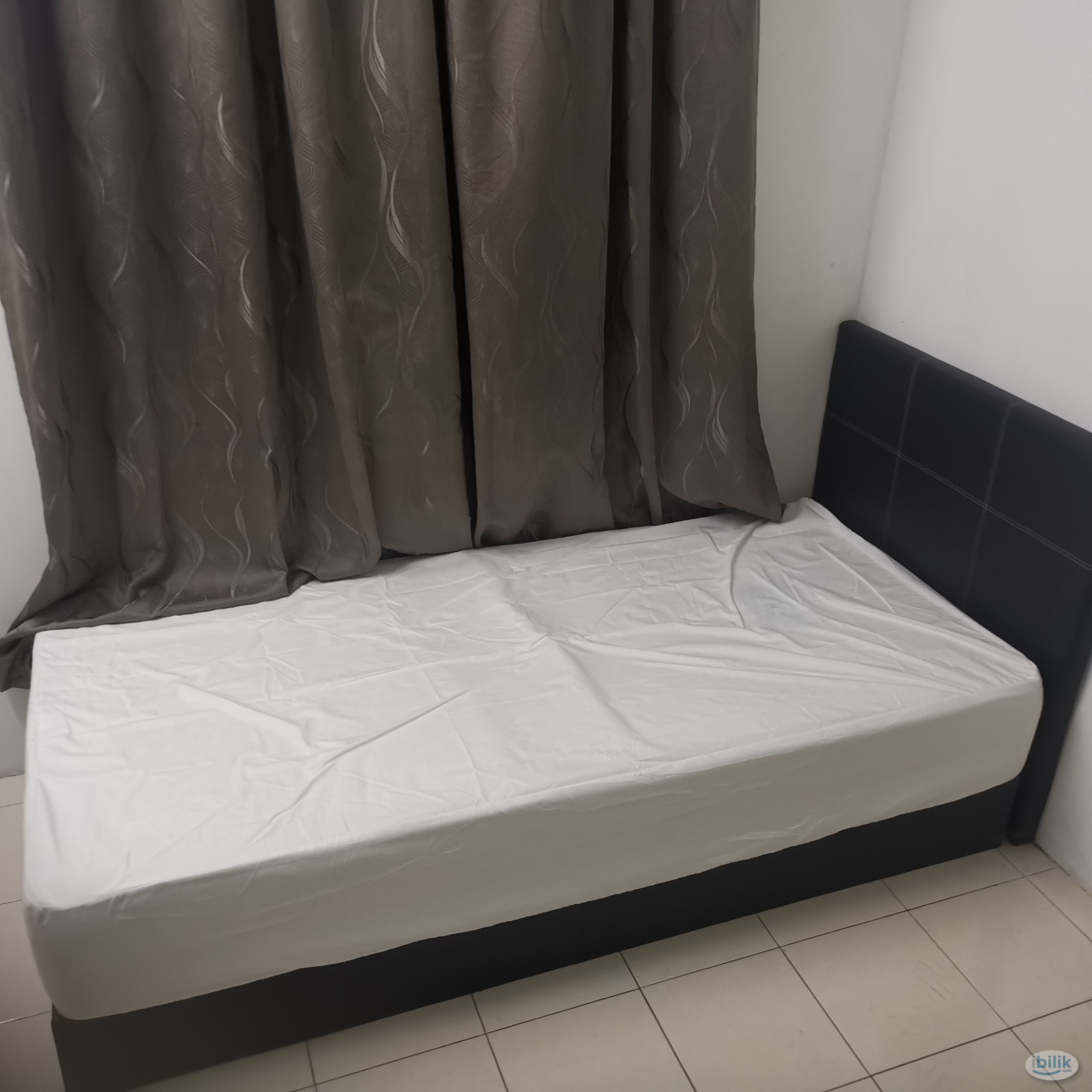 Female Room at Residensi Laguna, Bandar Sunway - Image 1