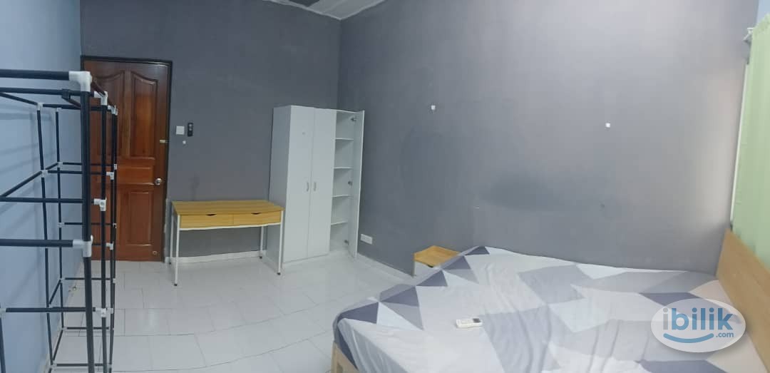 Landed house ss 21 Master Room at Mix gender Female Damansara Jaya, Petaling Jaya - Image 3