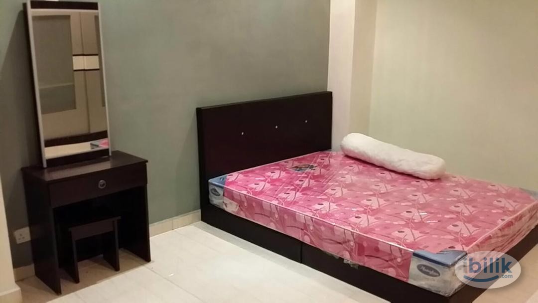 Middle Room at Pulai View, Johor Bahru - Image 4