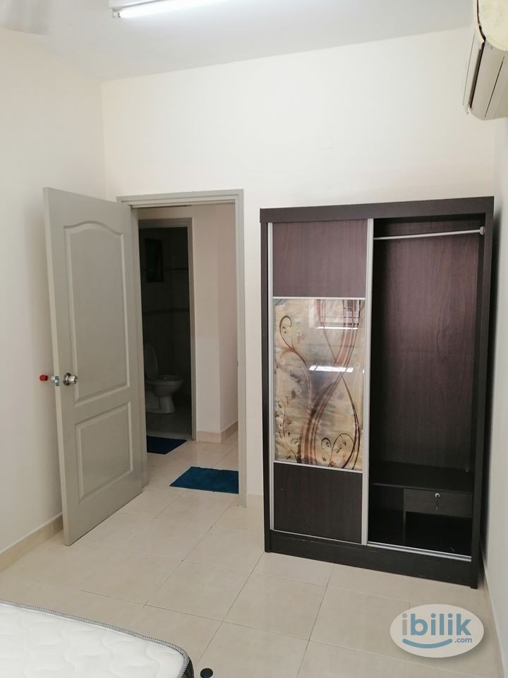 MIDDLE ROOM AT PELANGI UTAMA - Image 3
