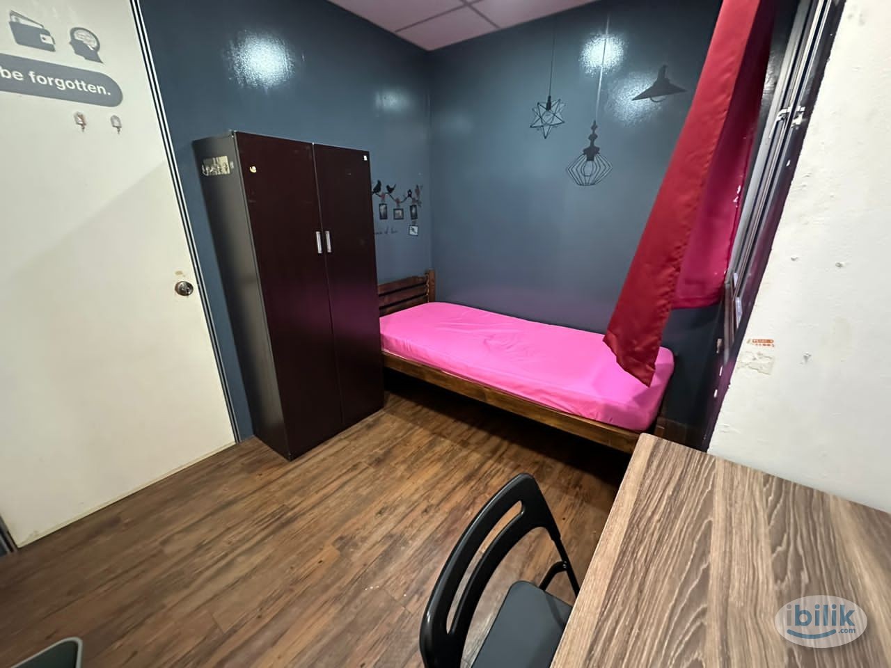 Walking distance to Inti College Alpha College Lrt SS15 Middle Room at SS15, Subang Jaya - Image 1