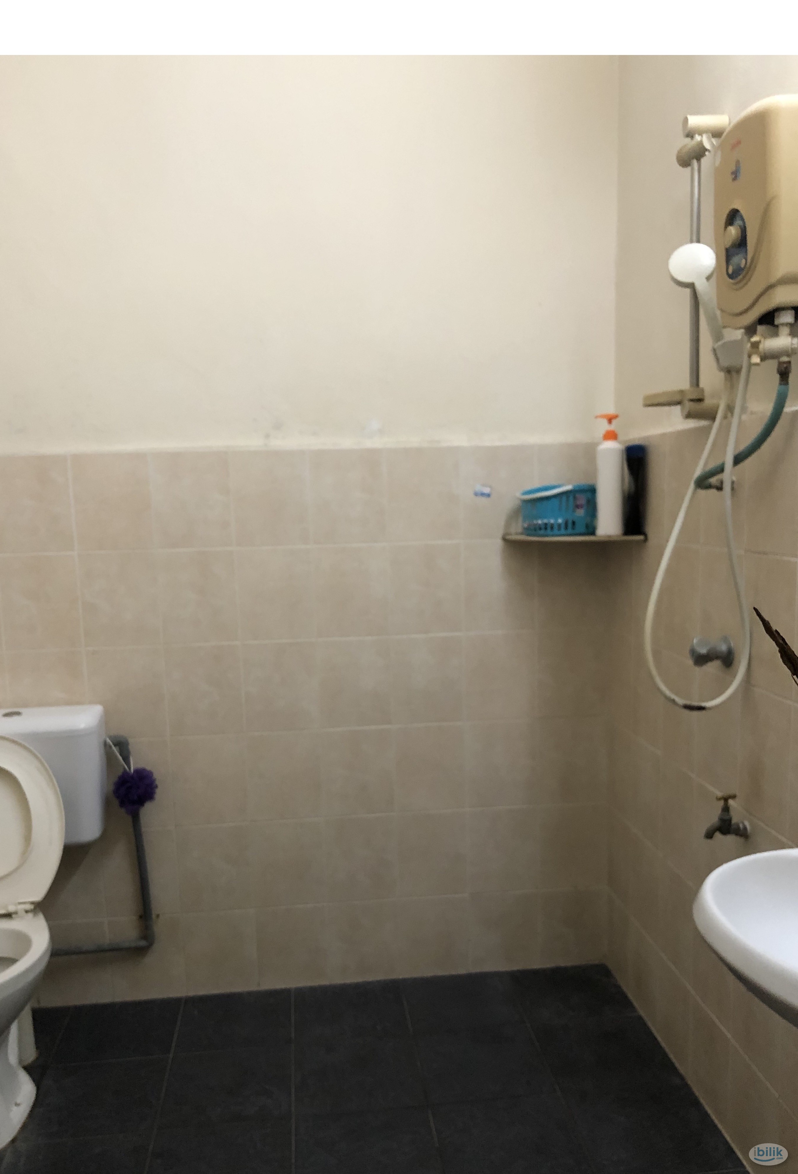 Master Room at Taman Connaught, Cheras - Image 2