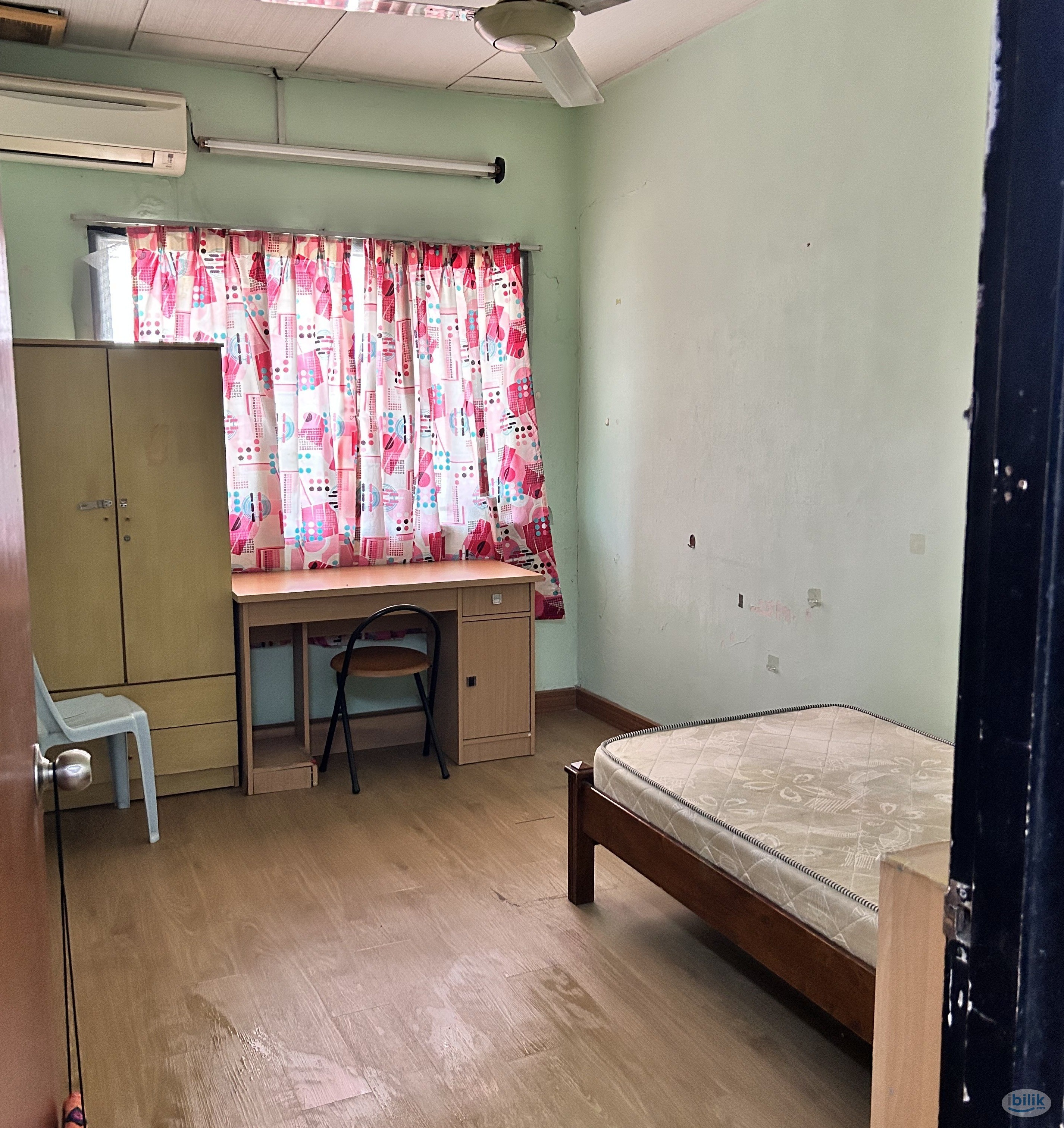 Single Room at Taman Connaught - Image 3