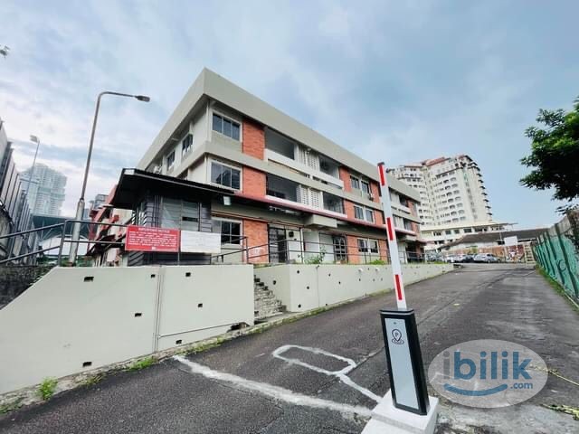 📍ROOM NEARBY CIQ JB💰LOW  DEPOSIT🛏️Middle Room 🚶🏻‍♂️6-8 mins walk to CUSTOM JB - Image 3