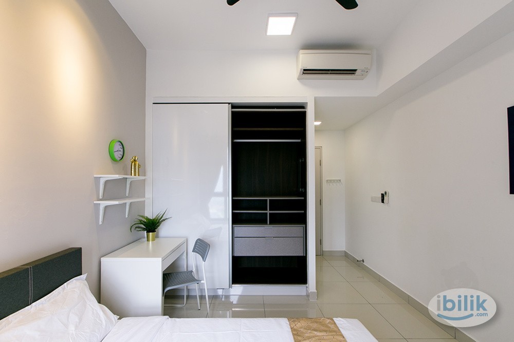 Master Room at D'Sara Sentral - Serviced Apartment, Shah Alam - Image 1