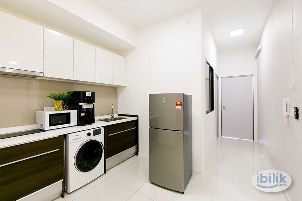 Master Room at D'Sara Sentral - Serviced Apartment, Shah Alam - Image 4