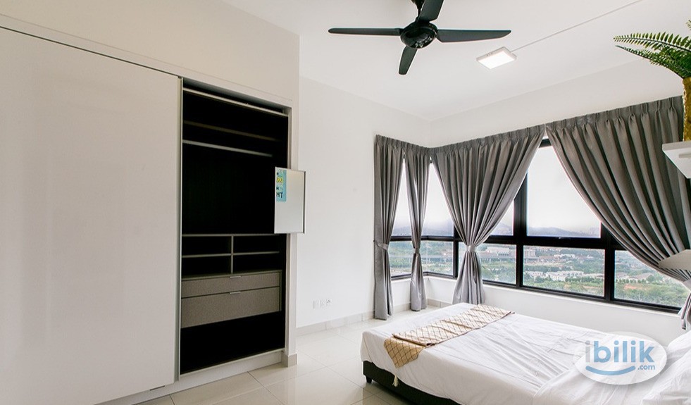 Master Room at D'Sara Sentral - Serviced Apartment, Shah Alam - Image 5