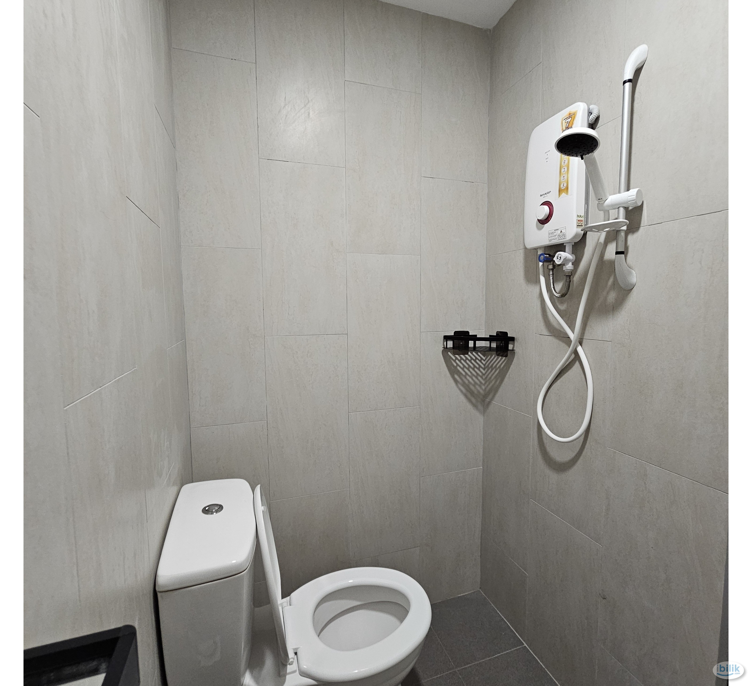 Master Room + Private Toilet at Danau Kota near Bus Stop Setapak Sentral🚏🚌 - Image 1