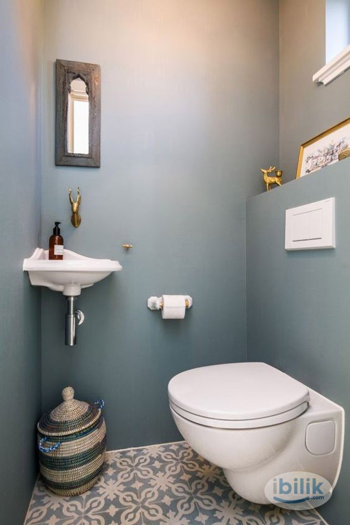 single room for female @glomac Centro condo - Image 4