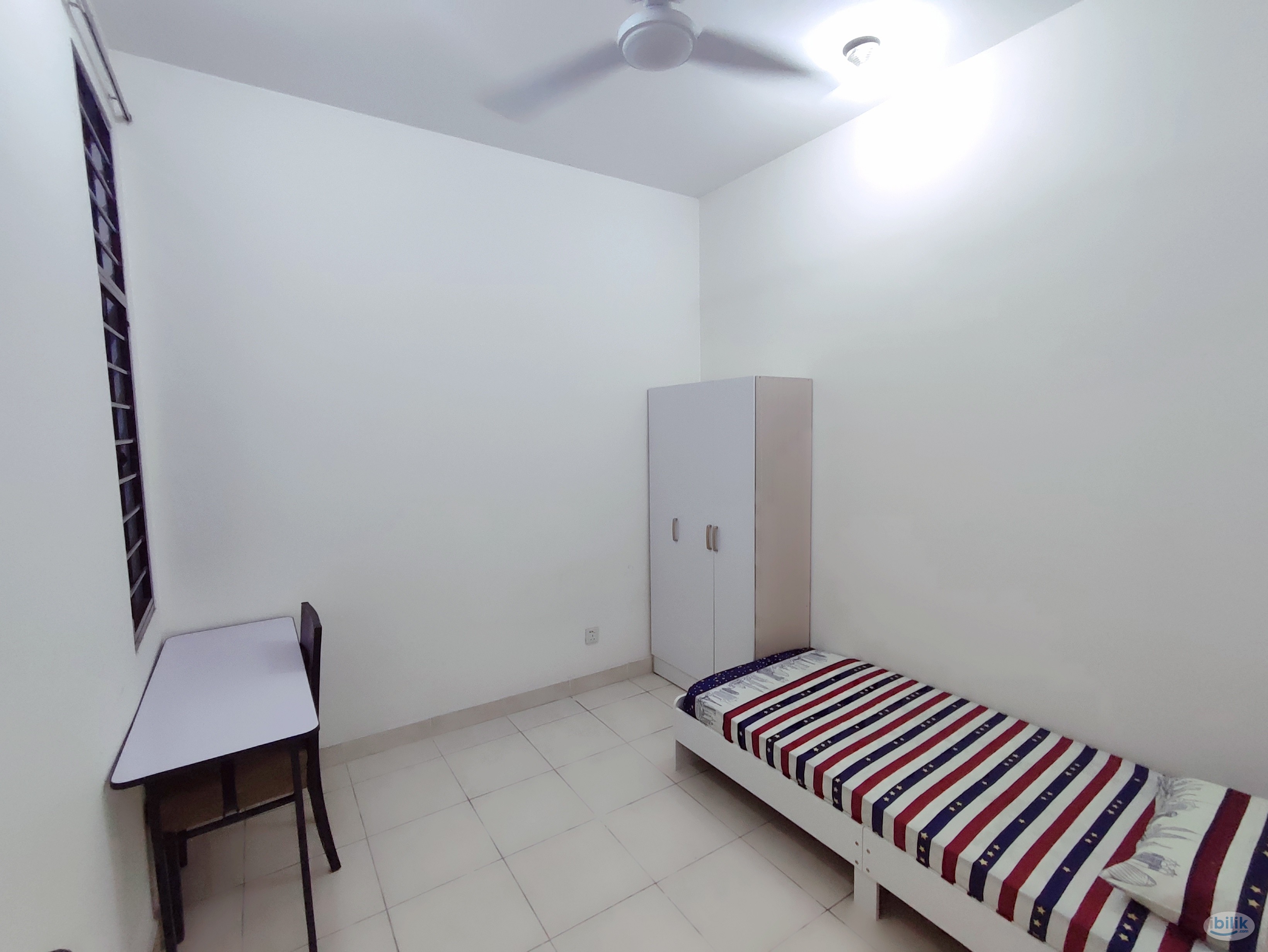 Single room at Pelangi utama condominium - Image 1