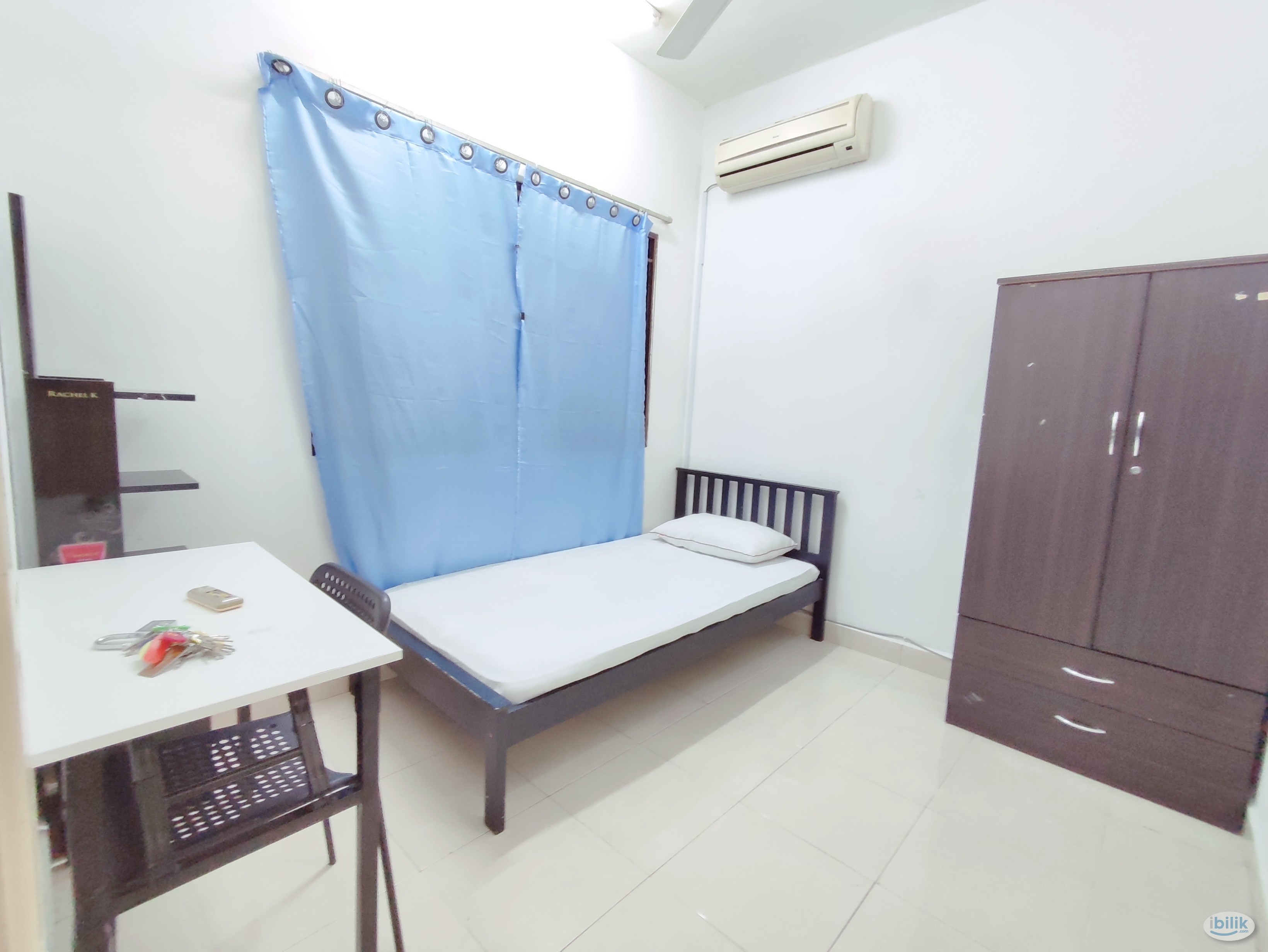 Female Single room at Pelangi utama condominium - Image 2