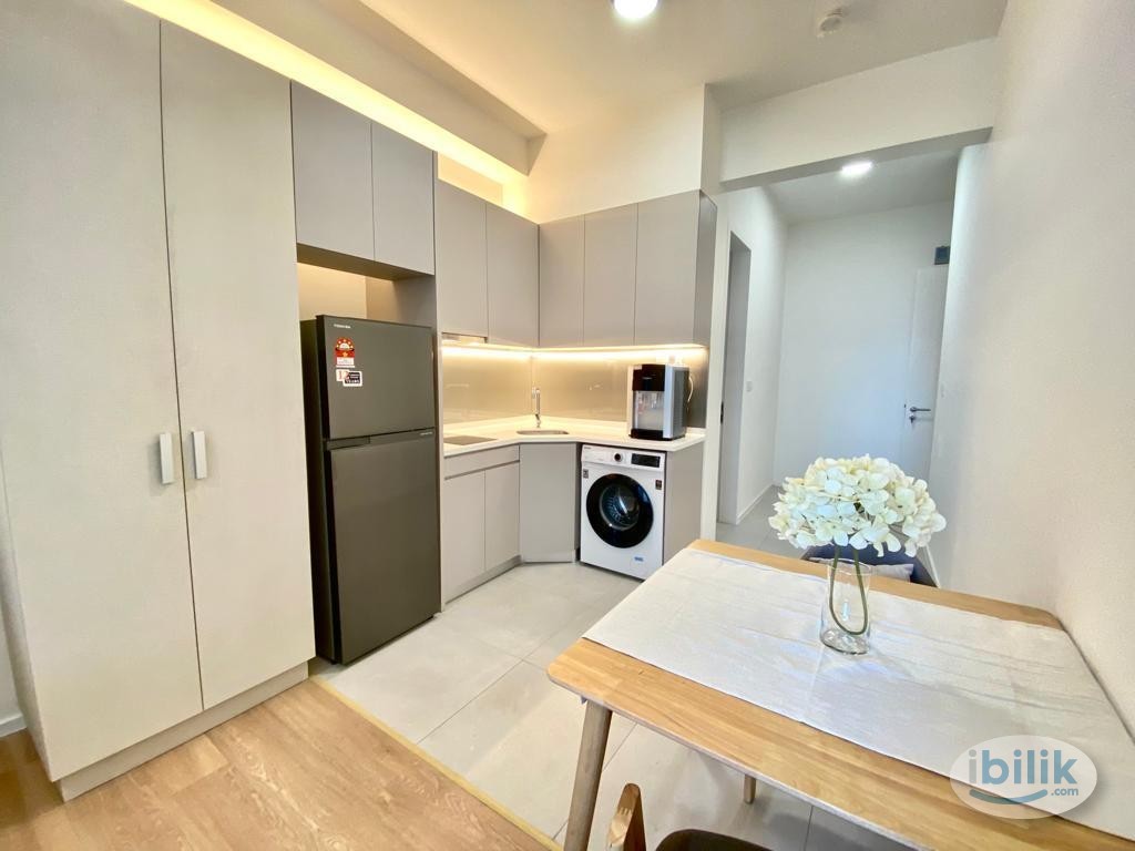 🔥Bangsar South Studio🔥 Female *NO AGENT* ☘LRT(Universiti) ☘Vertical B ☘KL Gateway ☘Midvalley ☘KL Sentral ☘UOA tower - Image 2