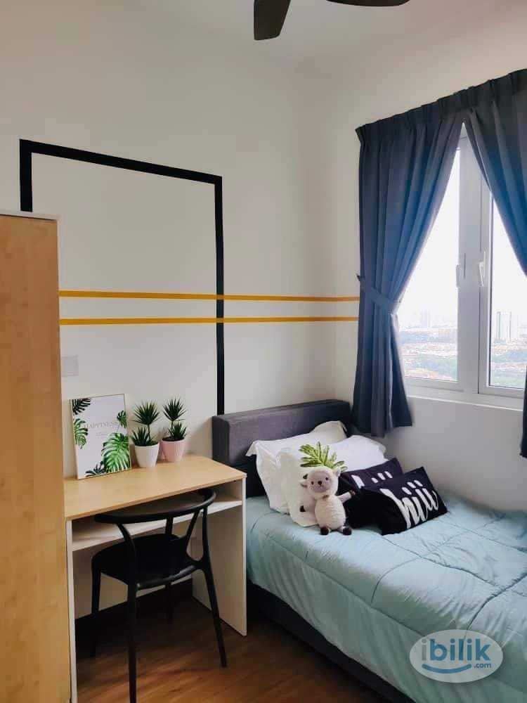SINGLE ROOM FOR FEMALE AT GLOMAC CENTRO CONDO - Image 1