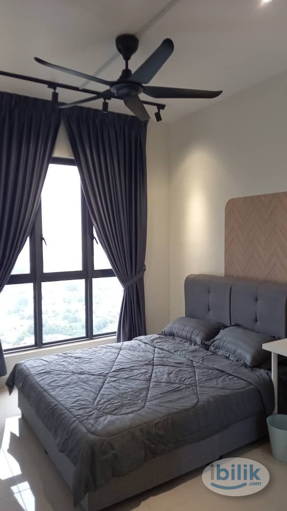 Middle Room at Platinum Arena Residence, Old Klang Road - Image 1