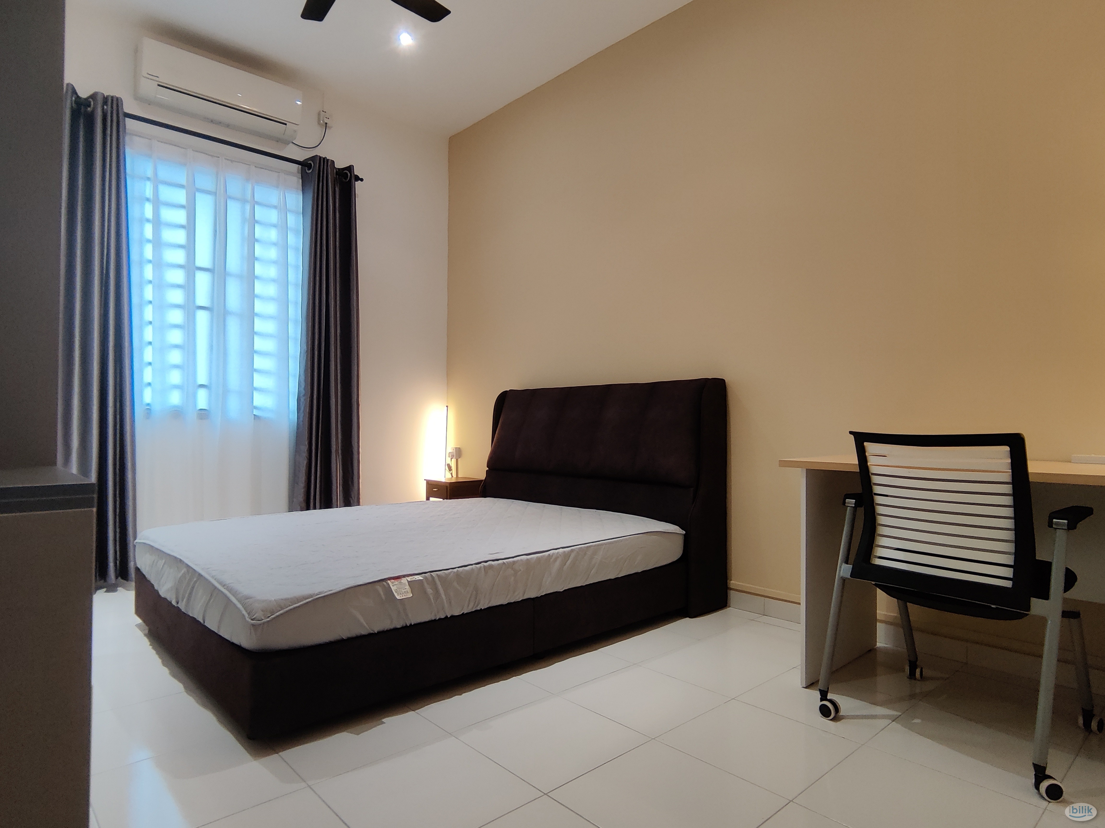 Common Room at Taman Setia Indah 10, Tebrau, Mount Austin - Image 3