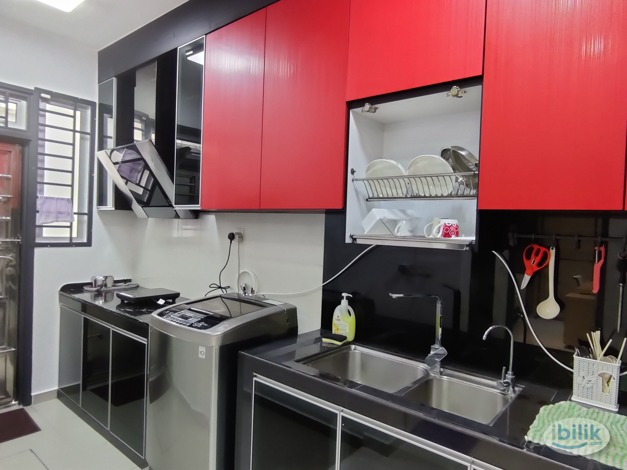 Common Room at Taman Setia Indah 10, Tebrau, Mount Austin - Image 5
