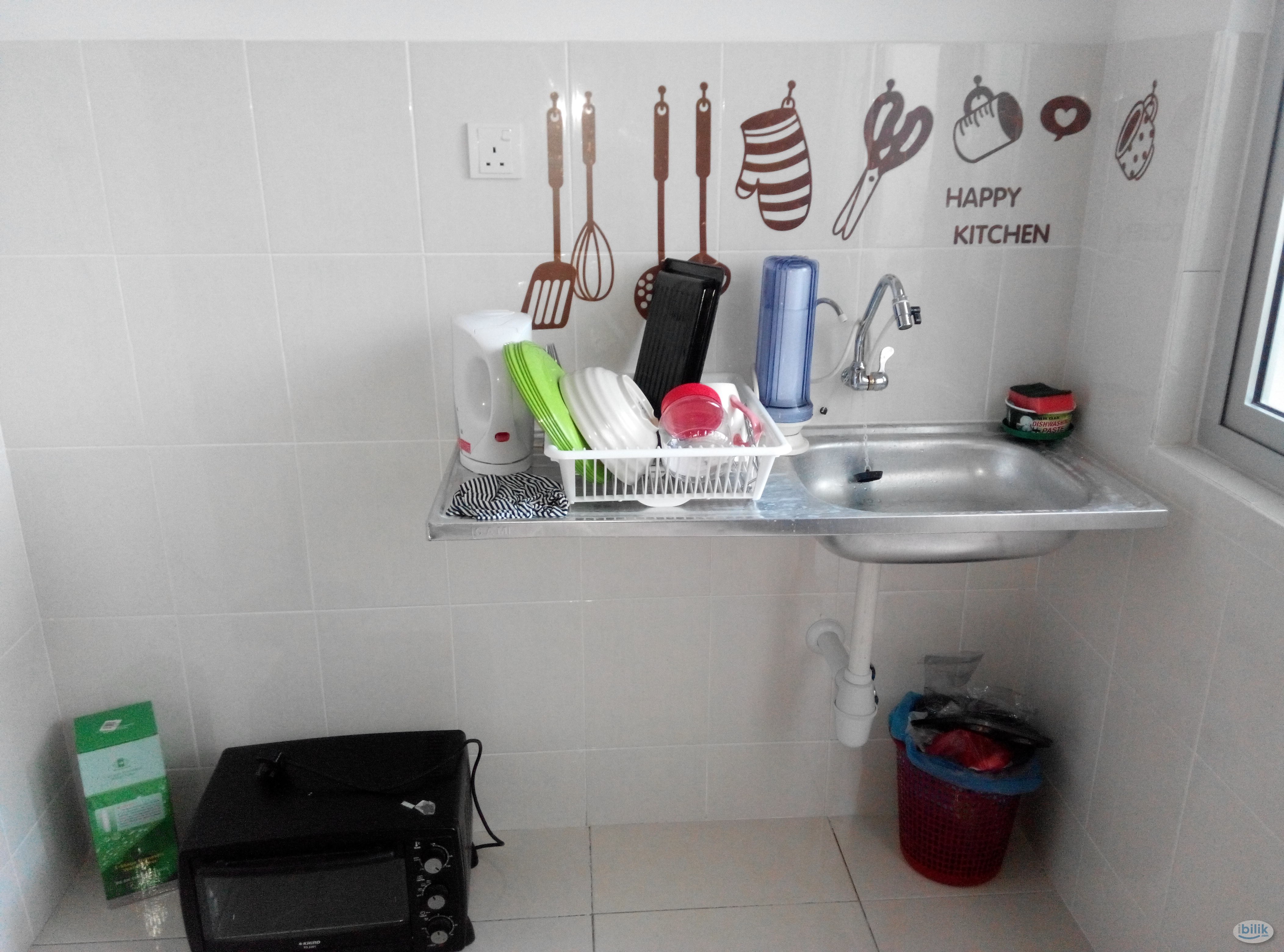 Middle Room at Kajang, Selangor - Image 2
