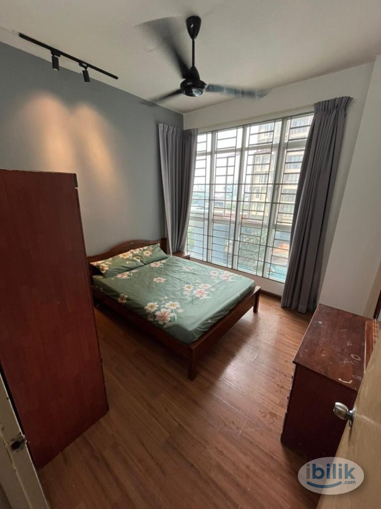 Master Room at Impian Meridian, UEP Subang Jaya - Image 2
