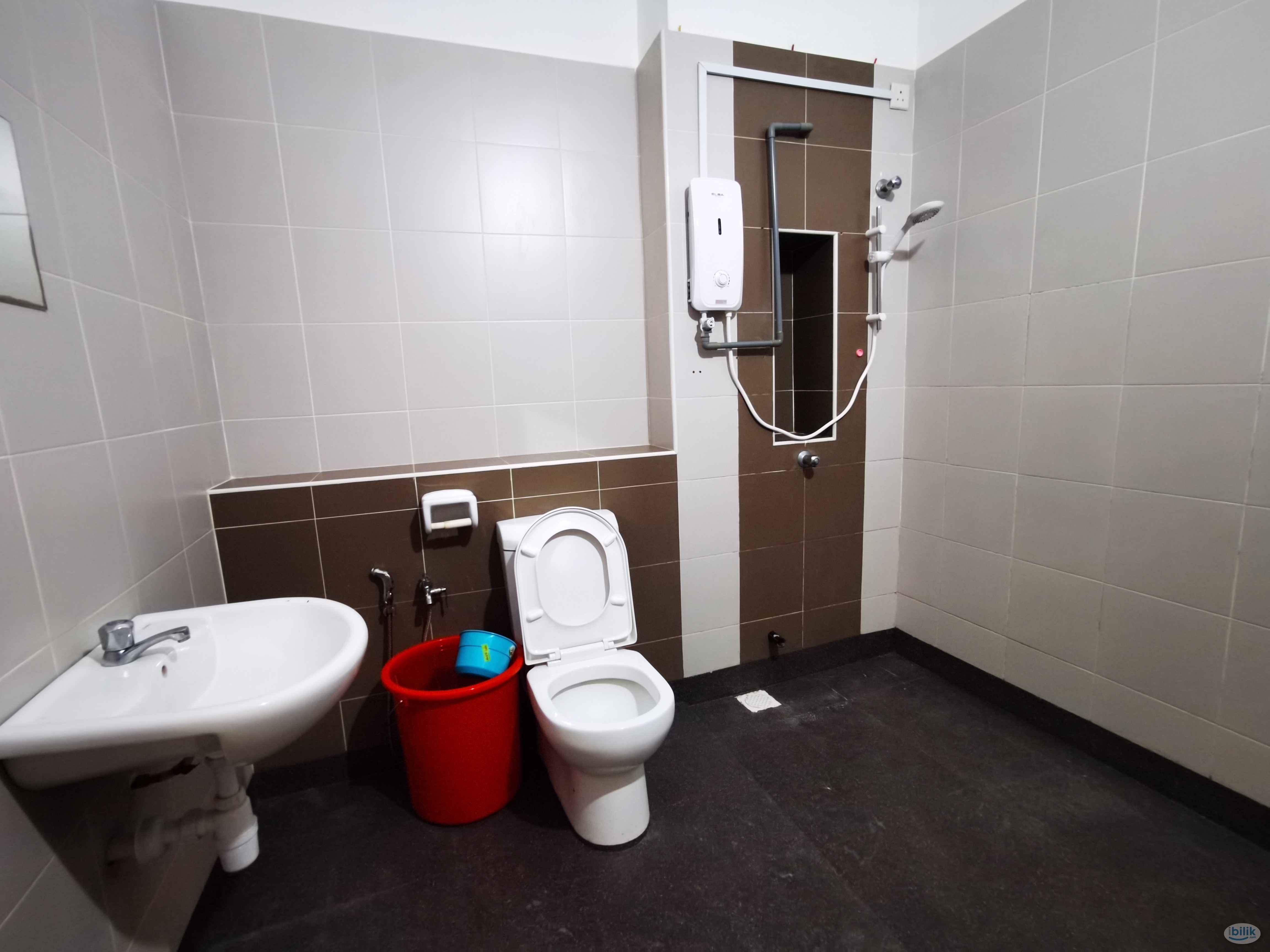 Middle Room at Setia Alam, Shah Alam - Image 3