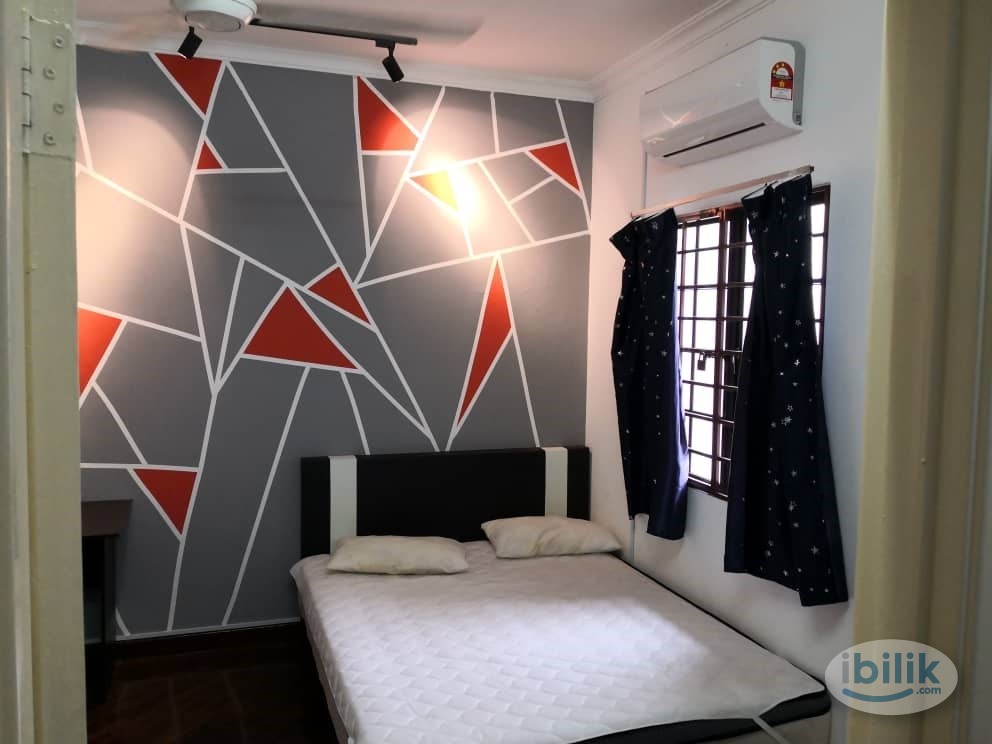 Medium Room at Subang Bestari, Subang near Subang Airport, Help International School, Star Avenue Lifestyle Mall, Shah A - Image 1