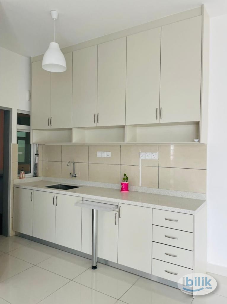 Female Master Room  at TR Residence, Kuala Lumpur - Image 3