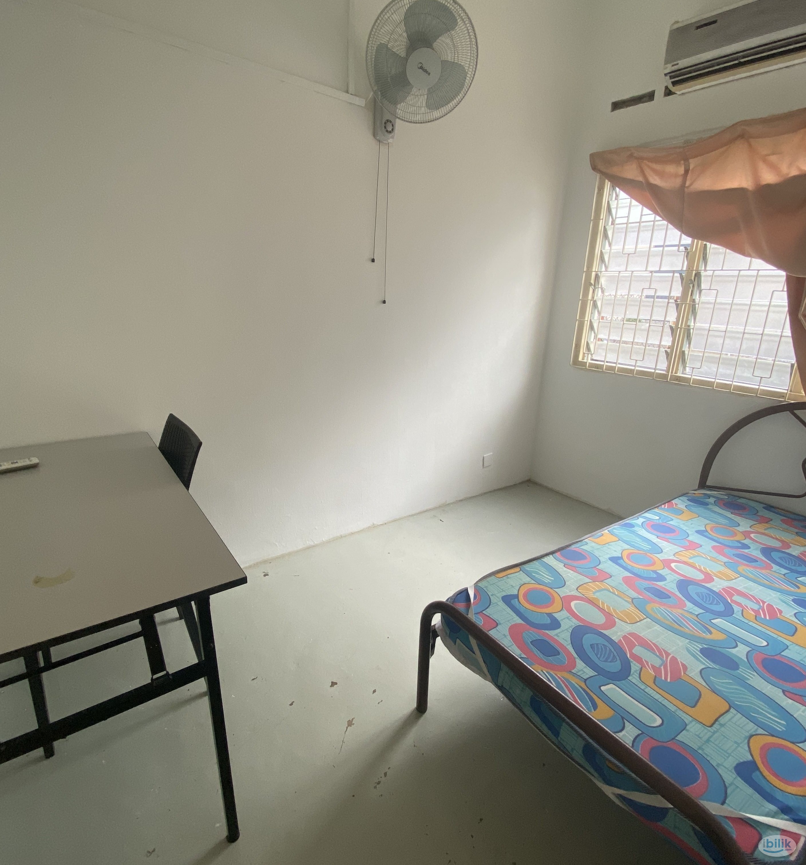 Walk to LRT Taman Bahagia🚶 Single Room with Aircond for rent at SS1, Petaling Jaya - Image 1