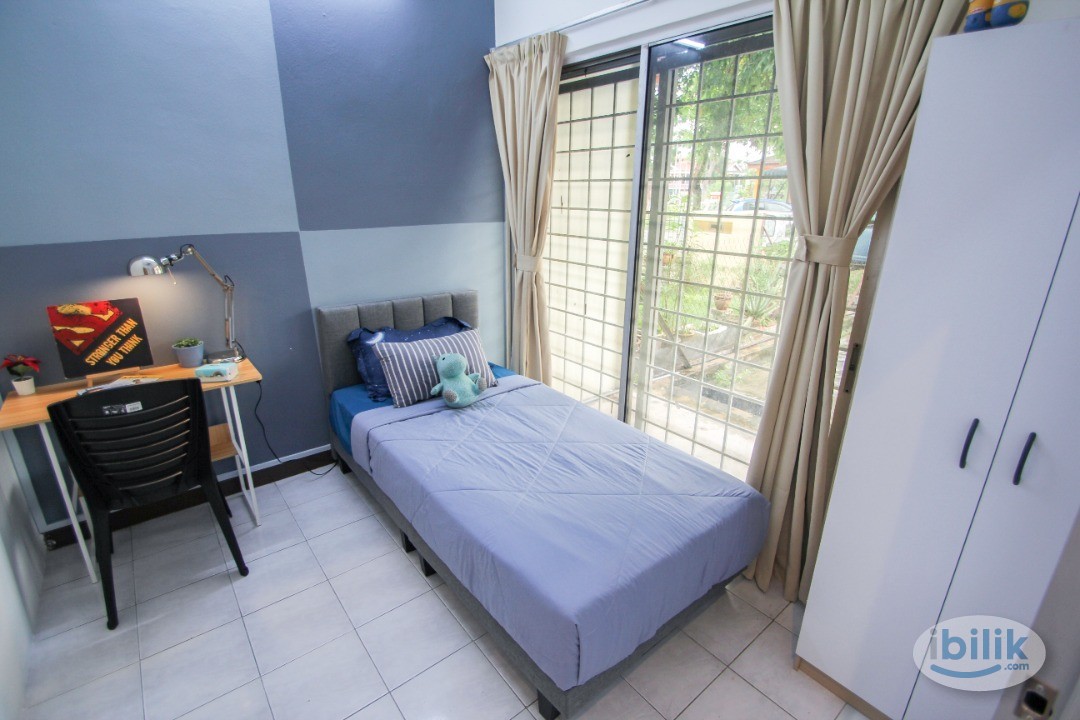 5 min walk to LRT Puchong Prima Single Room at Taman Puchong Prima, Puchong, Jalan Prima 1/3 , Petronas Puchong Prima, O - Image 1