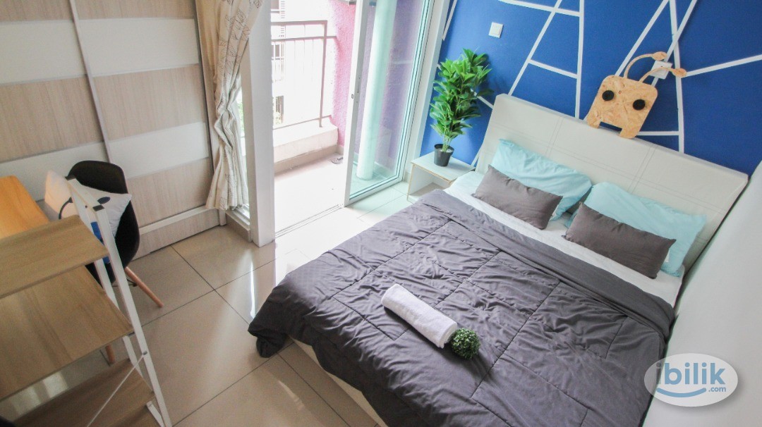 Medium Room with balcony @ Pacific Place, Ara Damansara with balcony, LRT Ara Damansara, Evolve Mall, Jaya Grocer,  Kela - Image 1