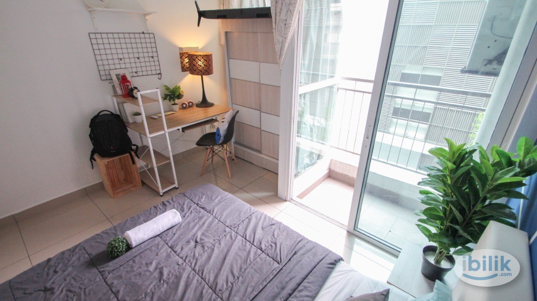 Medium Room with balcony @ Pacific Place, Ara Damansara with balcony, LRT Ara Damansara, Evolve Mall, Jaya Grocer,  Kela - Image 2