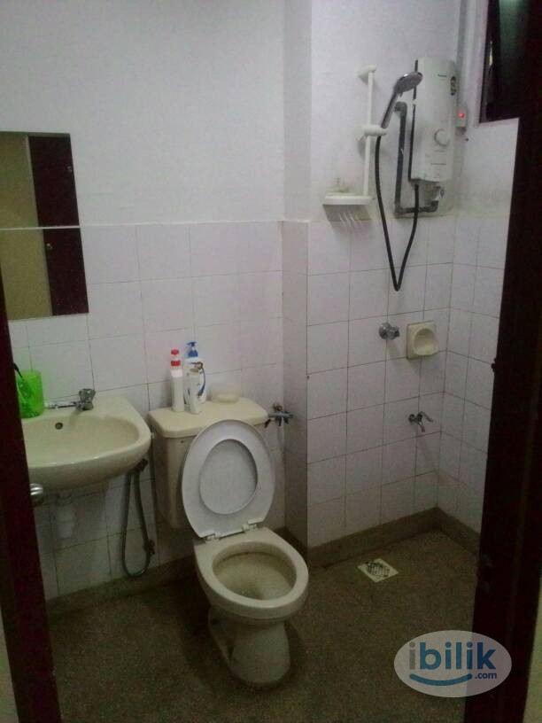 Single Room at Cyberia SmartHomes, Cyberjaya - Image 5