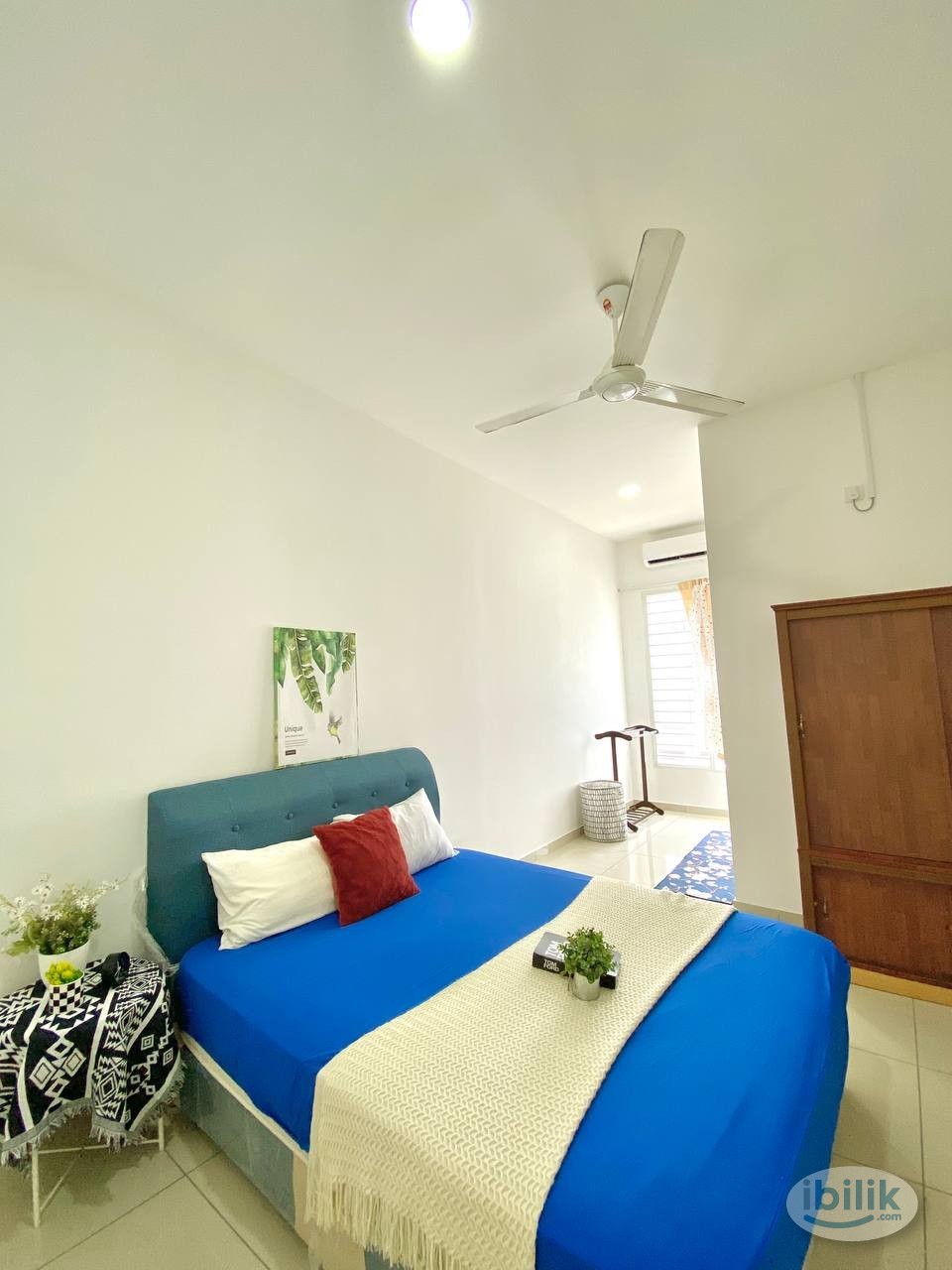[ SURIAMAN 2, BANDAR SRI SENDAYAN, SEREMBAN ]   SINGLE ROOM 🛌🏻 Single / Queen Bed, Wardrobe       MEDIUM ROOM - Image 4