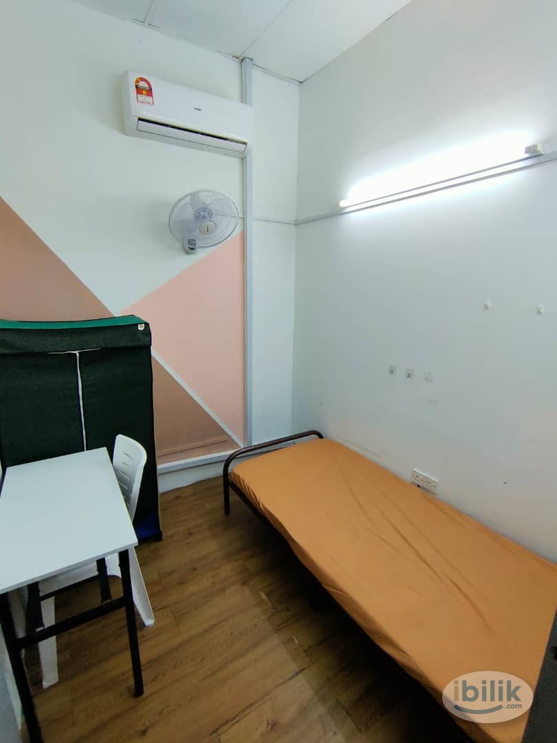 Low Deposit 🛌 Medium Room with WiFi + Air- Cond for Rent at TTDI - Image 1
