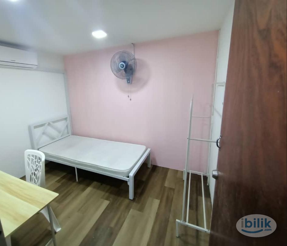 Low Depo Female Unit ⭐ Bilik Sewa at Puteri Puchong near IOI Puchong LRT📍 - Image 1