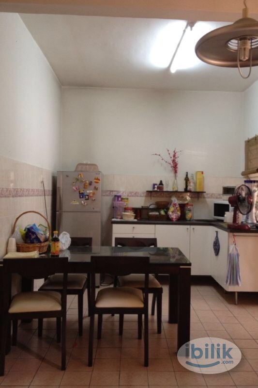 Fully Furnished Middle Room - Image 2