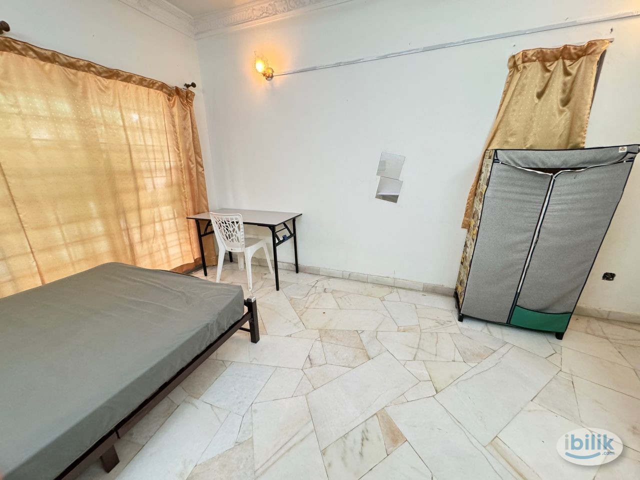 💥PRIME LOCATION 💥 2 Mins Walk to KPMG Tower & First Avenue 🚶Queen Size Bed Room with Aircond @ BU 2, Bandar Utama🚉 Nearb - Image 2