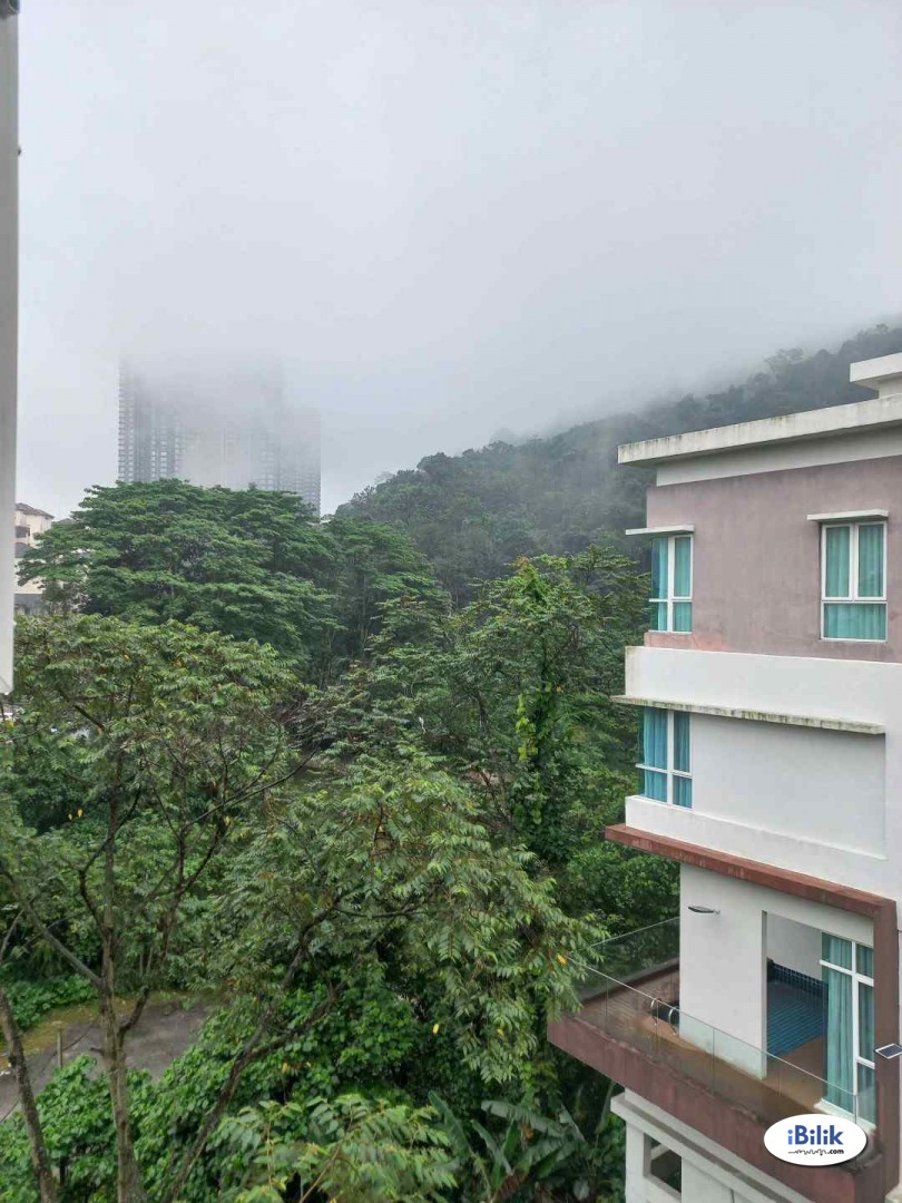 *no partition* female middle room msq condo - Image 2