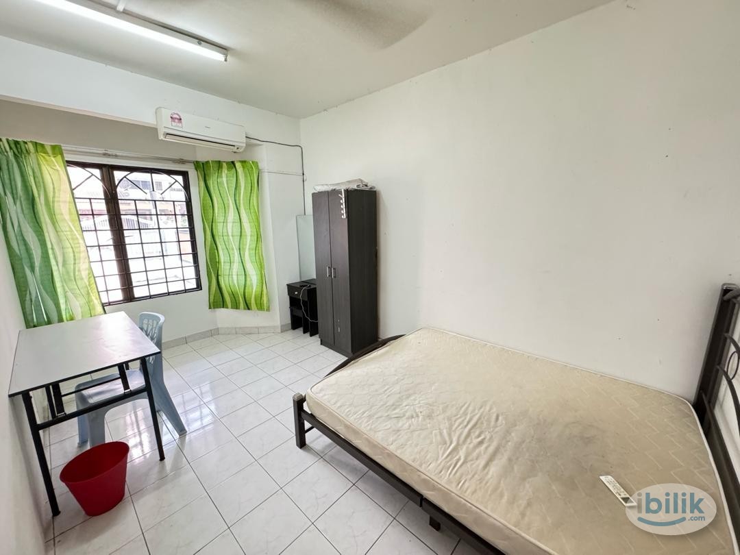 Inclusive of all Utilities ⚡🚿🛜 Queen Size Bed Room with Windows at BU 12, Petaling Jaya🏠Nearby One Utama, First City Uni - Image 1