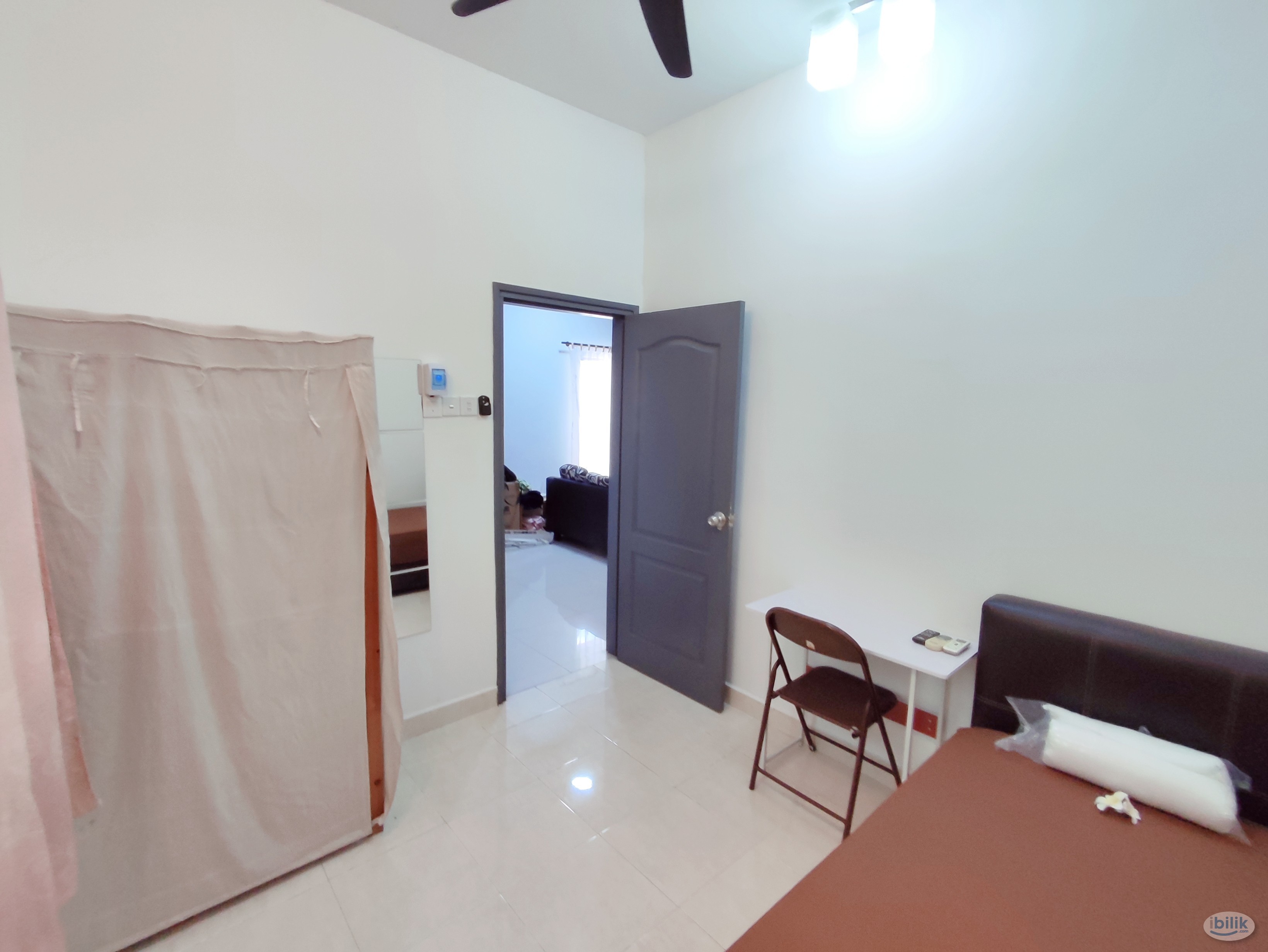 middle room rent @pelangi utama condominium - Image 4