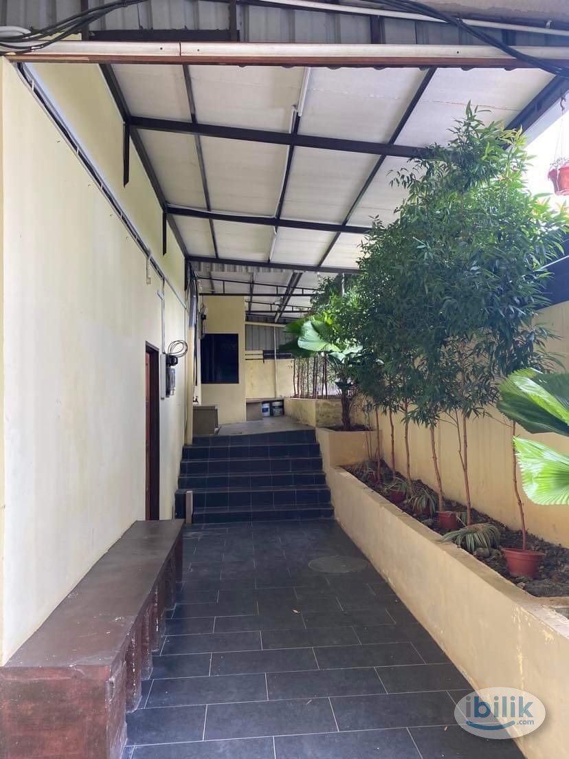🔥Master Room🚶10 Min to CIQ💰Low Deposit - Image 4