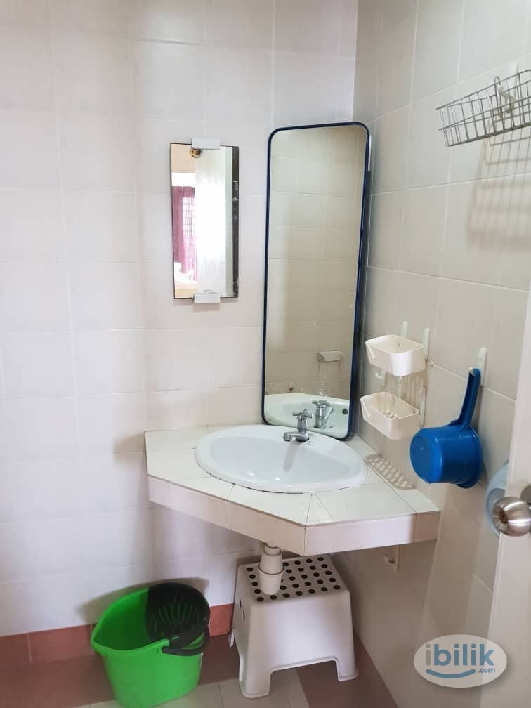 Single Room at Endah Puri, Sri Petaling - Image 2