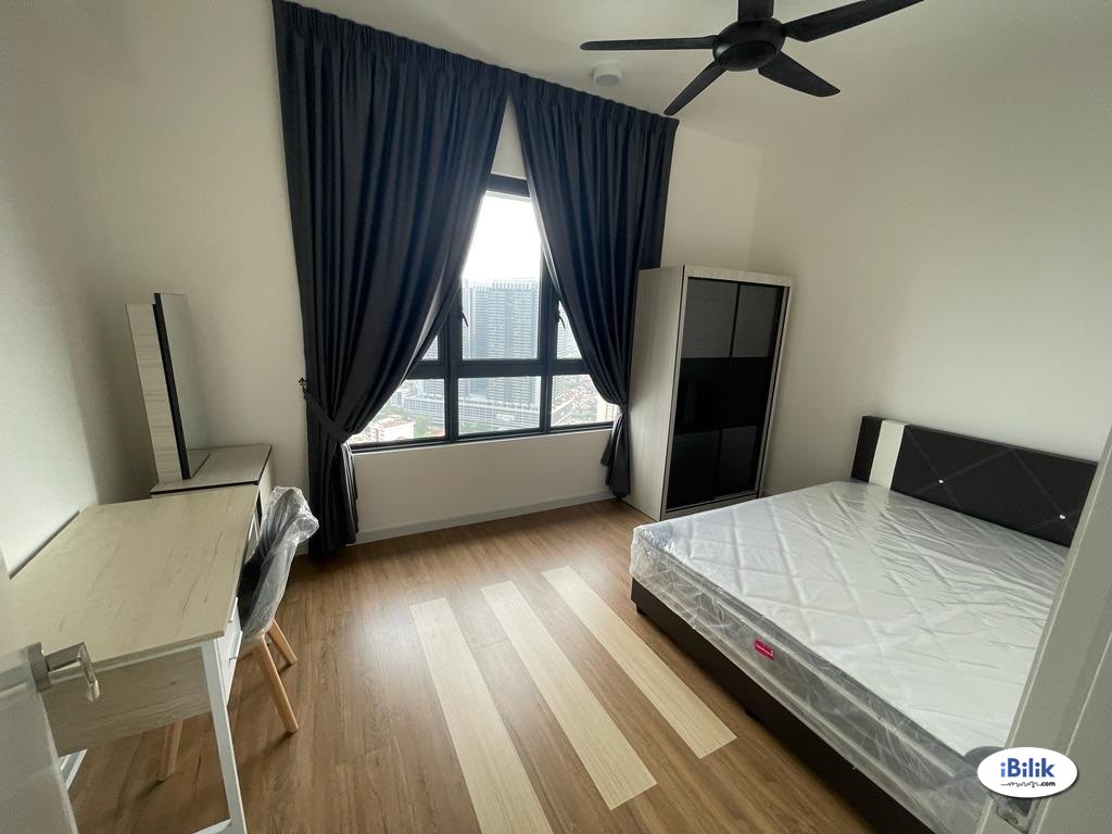 Middle Room at Vila Vista, Cheras - Image 1