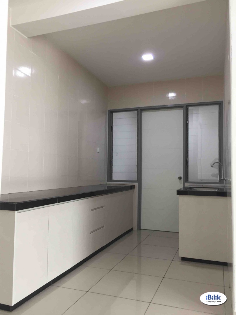 Middle Room at Netizen Residence, Bandar Tun Hussein Onn - Image 2